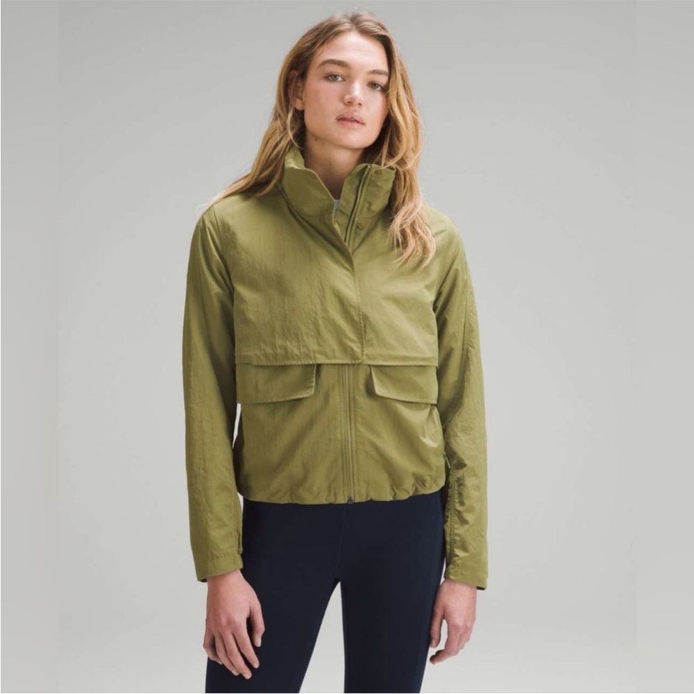 Lululemon Always Effortless Jacket in Bronze Green
